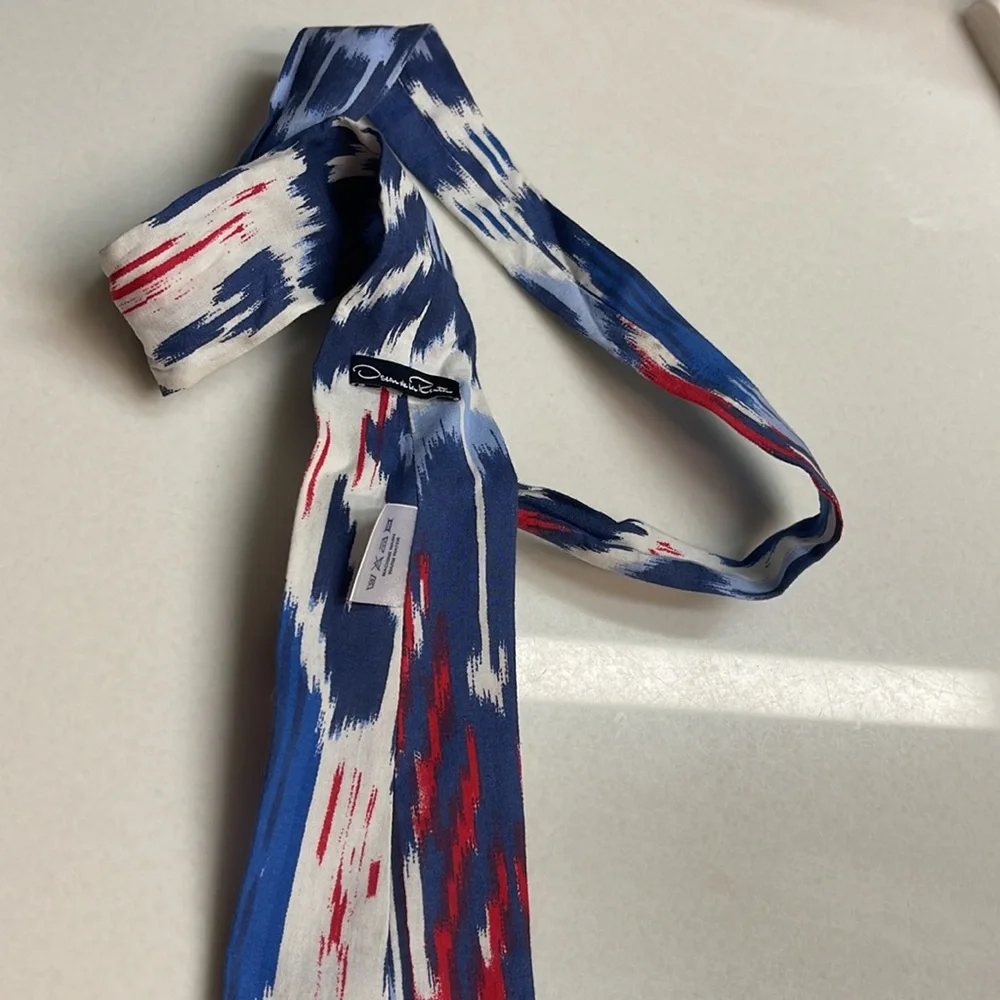 Oscar de la rentA boys tie